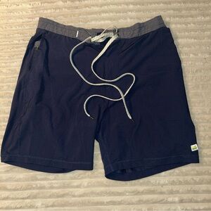 Vuori Men’s Evolution Board Shorts Dot Pattern 7 Inch Inseam Size 33